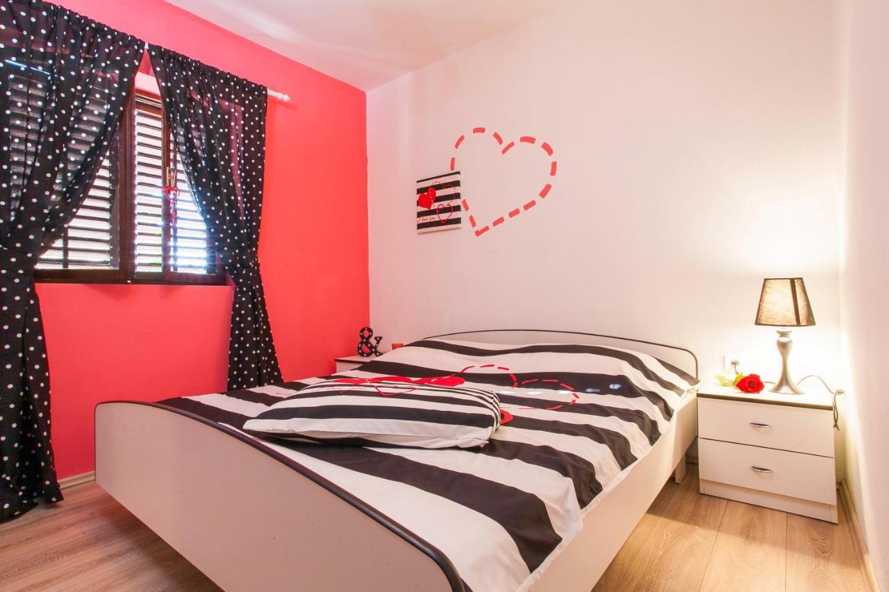 Apartments With A Parking Space Brna, Korcula - 9188 Smokvica  Εξωτερικό φωτογραφία